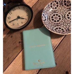 Kate Spade “ready for departure” Passport Holder